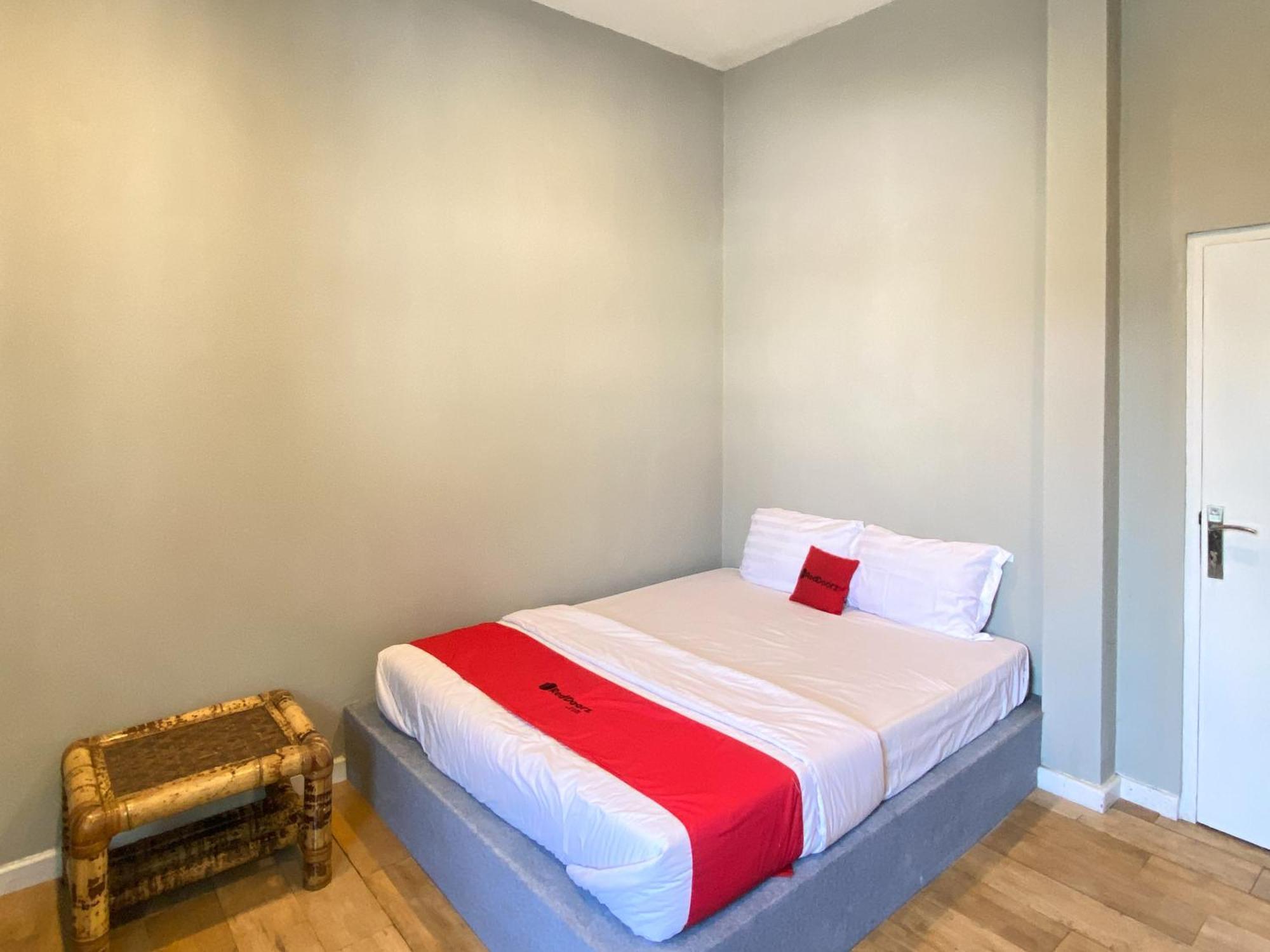 Deluxe Double Room,1627908923:JPEG